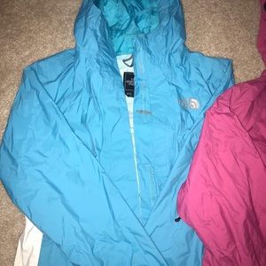 North Face HyVent Light Rain Jacket/ Wind Breaker